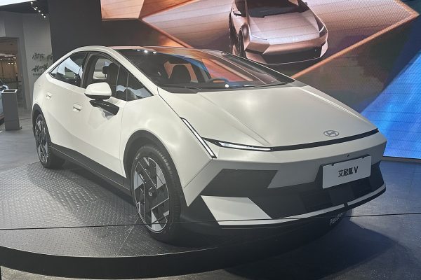Hyundai Ioniq V price