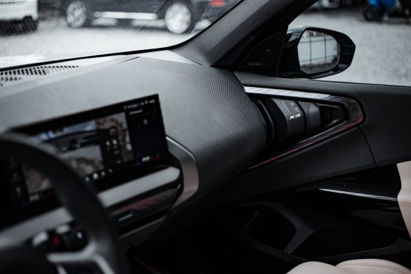 BMW iX4 price