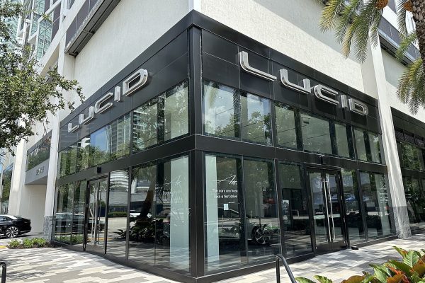 Lucid Q3 deliveries